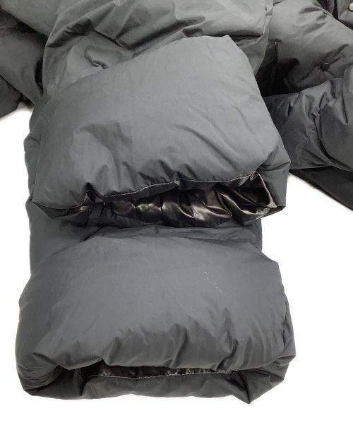 +J（プラスジェイ）+J (プラスジェイ) ダウンコート ブラック サイズ:Lの古着・服飾アイテム