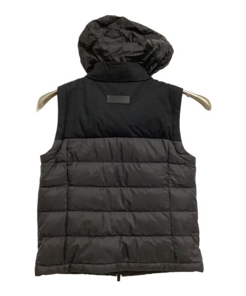 BURBERRY GOLF（バーバリーゴルフ）BURBERRY GOLF (バーバリーゴルフ) ダウンジャケット 袖ジップ付 ブラック サイズ:2 未使用品の古着・服飾アイテム