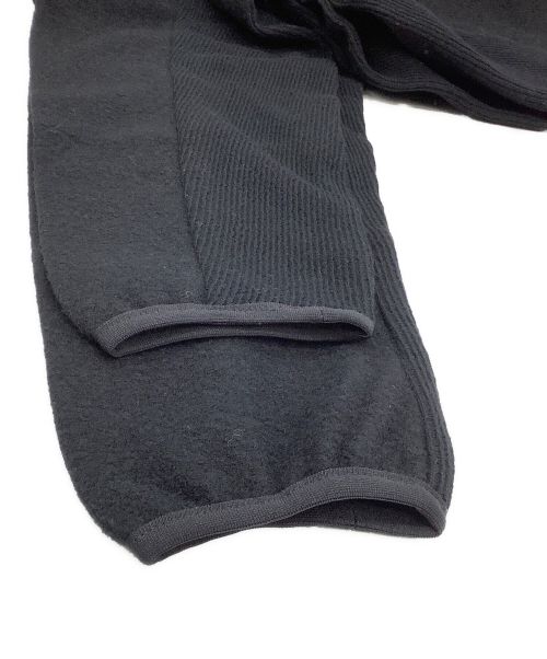 WHITE MOUNTAINEERING（ホワイトマウンテ二アニング）WHITE MOUNTAINEERING (ホワイトマウンテ二アニング) スナップボタンプルオーバー SNAP BUTTON PULLOVE 2024 ブラック サイズ:1の古着・服飾アイテム