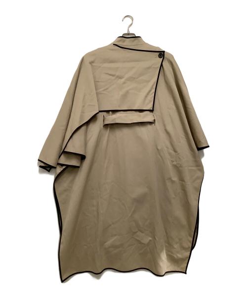 UNITED TOKYO（ユナイテッドトーキョー）UNITED TOKYO (ユナイテッドトーキョー) オブリークカッティングケープコート ベージュの古着・服飾アイテム