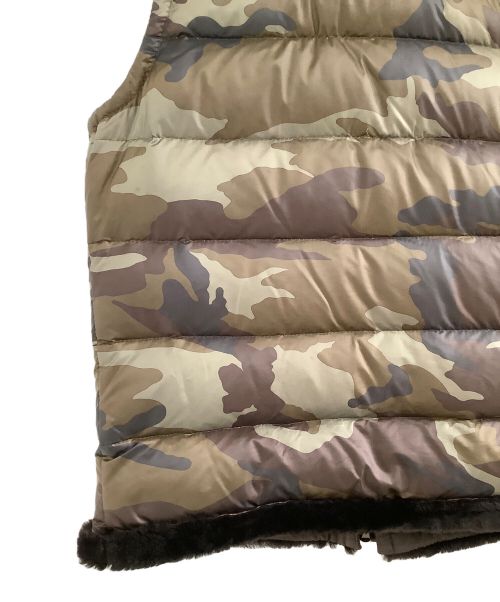 EMMETI（エンメティ）EMMETI (エンメティ) ダウンベスト グリーン×ブラウン サイズ:48の古着・服飾アイテム