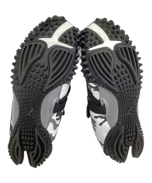 PUMA（プーマ）PUMA (プーマ) ローカットスニーカー MOSTRO CAMO/モストロ カモ BLACK-CAST IRON ブラック サイズ:24の古着・服飾アイテム