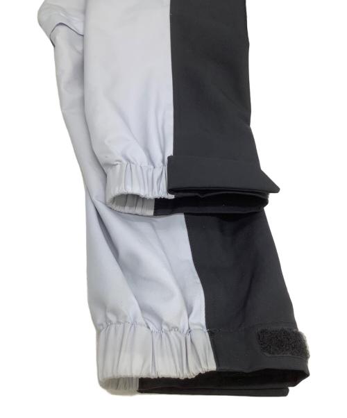 DESCENTE GOLF（デサントゴルフ）DESCENTE GOLF (デサントゴルフ) レインジャケット ブラック×ホワイト サイズ:Mの古着・服飾アイテム