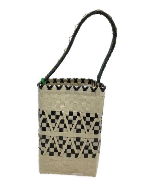 MARNI（マルニ）MARNI (マルニ) バケットバッグ ベージュ×ブラックの古着・服飾アイテム