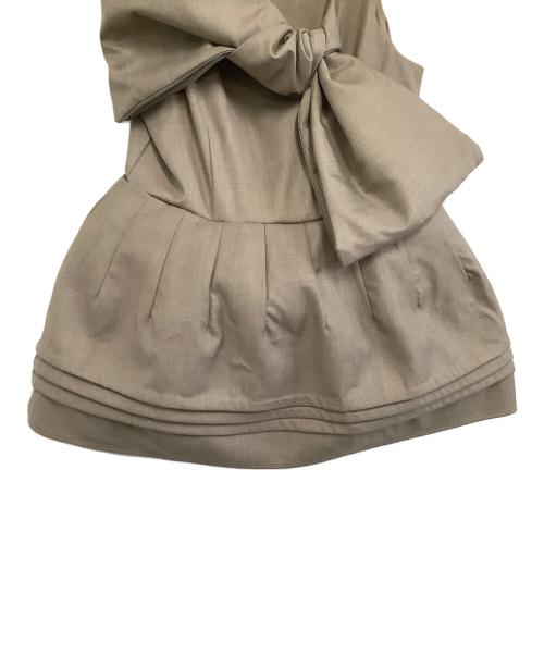 Bibiy.（ビビィ）Bibiy. (ビビィ) ノースリーブカットソー ベージュ サイズ:freeの古着・服飾アイテム