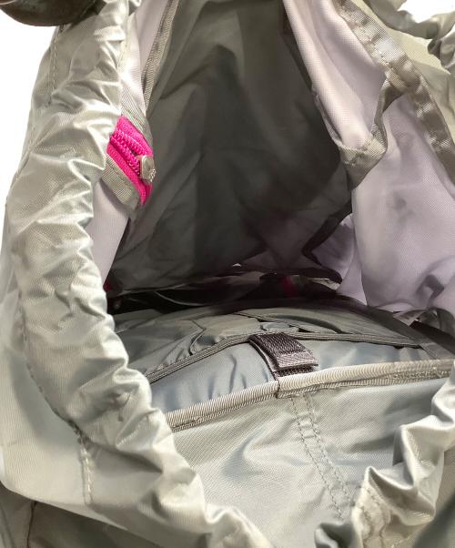 THE NORTH FACE（ザ ノース フェイス）THE NORTH FACE (ザ ノース フェイス) バックパック  Terra 55 グレー×ピンクの古着・服飾アイテム