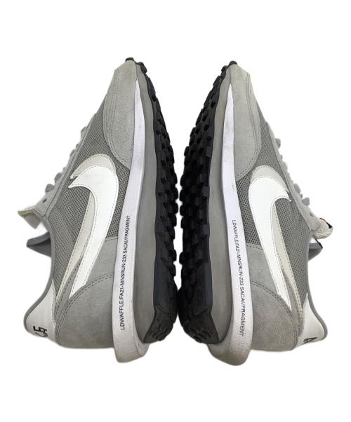 NIKE（ナイキ）NIKE (ナイキ) sacai (サカイ) スニーカー　LD WAFFLE/SF グレー サイズ:28の古着・服飾アイテム