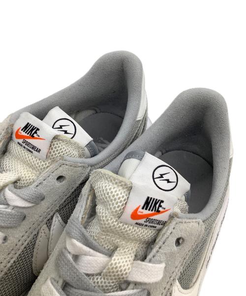 NIKE（ナイキ）NIKE (ナイキ) sacai (サカイ) スニーカー　LD WAFFLE/SF グレー サイズ:28の古着・服飾アイテム