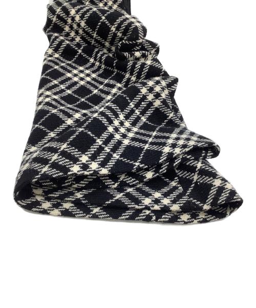 BURBERRY LONDON（バーバリーロンドン）BURBERRY LONDON (バーバリーロンドン) スカート ブラック×ホワイト サイズ:36の古着・服飾アイテム
