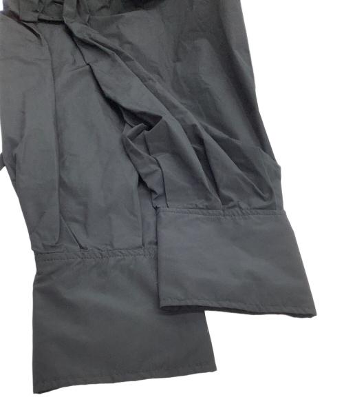 MAISON SPECIAL（メゾンスペシャル）MAISON SPECIAL (メゾンスペシャル) パフショルダー2WAYタフタシャツ ブラック サイズ:free 未使用品の古着・服飾アイテム