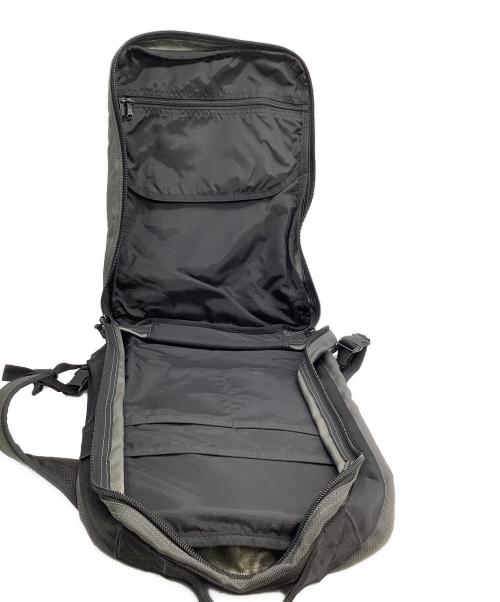 BRIEFING（ブリーフィング）BRIEFING (ブリーフィング) バックパック SQ PACK グレー×ブラックの古着・服飾アイテム