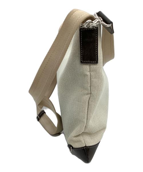 WILDSWANS（ワイルドスワンズ）WILDSWANS (ワイルドスワンズ) 2WAYショルダーバッグ アイボリー×ブラウンの古着・服飾アイテム