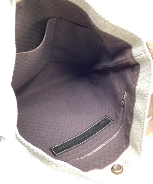 WILDSWANS（ワイルドスワンズ）WILDSWANS (ワイルドスワンズ) 2WAYショルダーバッグ アイボリー×ブラウンの古着・服飾アイテム