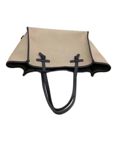 GIANNI CHIARINI（ジャンニ キアリーニ）GIANNI CHIARINI (ジャンニ キアリーニ) トートバッグ マルチェッラ ブラウン×ブラックの古着・服飾アイテム