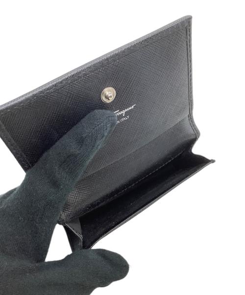 Salvatore Ferragamo（サルヴァトーレ フェラガモ）Salvatore Ferragamo (サルヴァトーレ フェラガモ) 名刺入れ ガンチーニ ブラックの古着・服飾アイテム