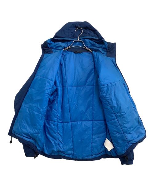 ARC'TERYX（アークテリクス）ARC'TERYX (アークテリクス) 中綿ジャケット 	atom ar hoody ブルー サイズ:Mの古着・服飾アイテム