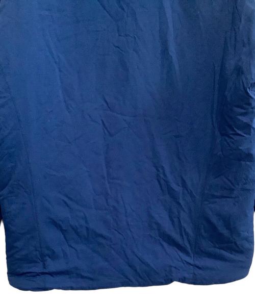 ARC'TERYX（アークテリクス）ARC'TERYX (アークテリクス) 中綿ジャケット 	atom ar hoody ブルー サイズ:Mの古着・服飾アイテム