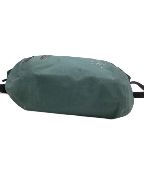 ARC'TERYX（アークテリクス）ARC'TERYX (アークテリクス) ショルダーバッグ GRANVILLE SHOULDER BAG ダークグリーンの古着・服飾アイテム