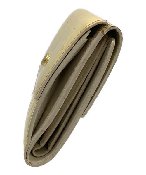LOUIS VUITTON（ルイ ヴィトン）LOUIS VUITTON (ルイ ヴィトン) 3つ折り財布　ヴェルニ　ポルトモネ・ビエ・カルトクレディ イエローの古着・服飾アイテム