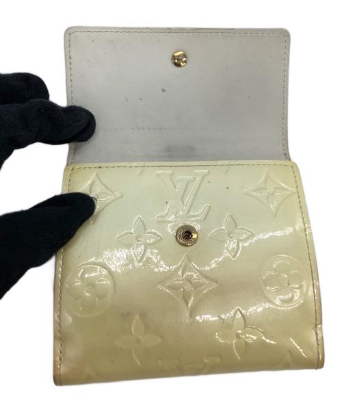 LOUIS VUITTON（ルイ ヴィトン）LOUIS VUITTON (ルイ ヴィトン) 3つ折り財布　ヴェルニ　ポルトモネ・ビエ・カルトクレディ イエローの古着・服飾アイテム