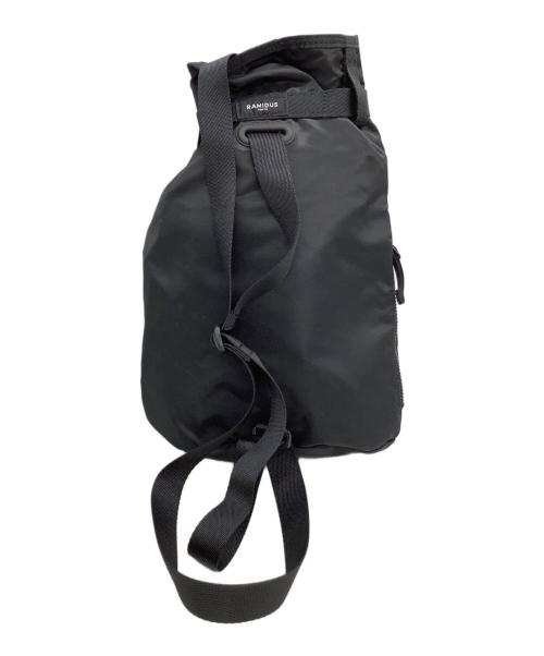 RAMIDUS（ラミダス）RAMIDUS (ラミダス) 巾着ショルダーバッグ ブラックの古着・服飾アイテム