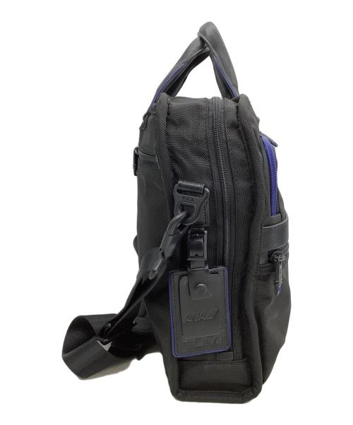 TUMI/ANA（トゥミ/エーエヌエー）TUMI/ANA (トゥミ/エーエヌエー) ビジネスバッグ ブラック×ブルーの古着・服飾アイテム