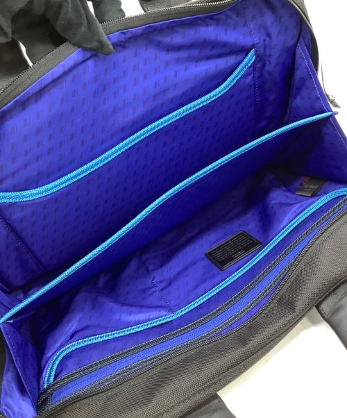 TUMI/ANA（トゥミ/エーエヌエー）TUMI/ANA (トゥミ/エーエヌエー) ビジネスバッグ ブラック×ブルーの古着・服飾アイテム