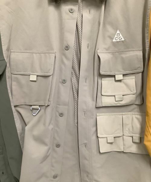 NIKE ACG（ナイキエーシージー）NIKE ACG (ナイキエージーシー) NIKE AS M ACG DF UV DEV TRAIL TOP KHAKI ベージュ×イエロー サイズ:Mの古着・服飾アイテム