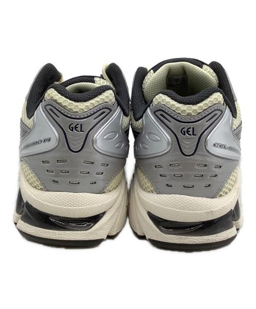 asics（アシックス）asics (アシックス) GEL-KAYANO 14 シルバー×グレー サイズ:27.5の古着・服飾アイテム