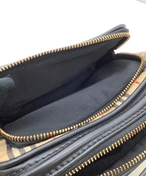 BURBERRY（バーバリー）BURBERRY (バーバリー) ショルダーバッグ ベージュ×ブラックの古着・服飾アイテム