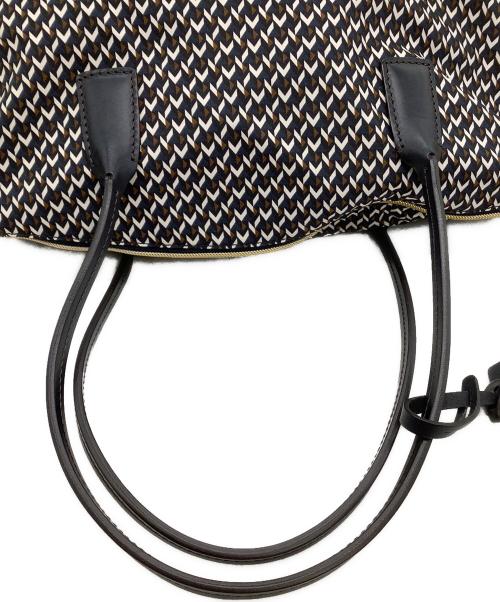 ROBERTA PIERI（ロベルタピエリ）ROBERTA PIERI (ロベルタピエリ) トートバッグ ホワイト×ブラックの古着・服飾アイテム