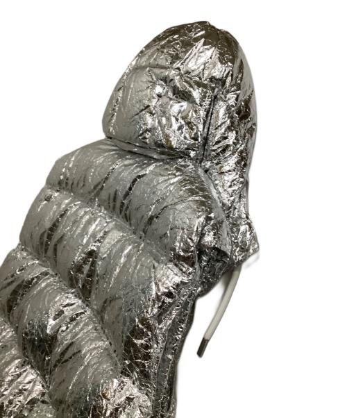 AMI Alexandre Mattiussi（アミアレクサンドルマテュッシ）AMI Alexandre Mattiussi (アミアレクサンドルマテュッシ) フーデッドベスト シワ加工 シルバー サイズ:Mの古着・服飾アイテム