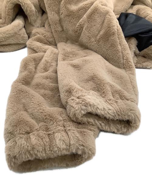 PEANUTS（ピーナッツ）PEANUTS (ピーナッツ) FLAGSTAFF (フラグスタッフ) 刺繍フェイクファーブルゾン ベージュ サイズ:XLの古着・服飾アイテム