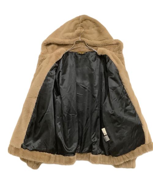 PEANUTS（ピーナッツ）PEANUTS (ピーナッツ) FLAGSTAFF (フラグスタッフ) 刺繍フェイクファーブルゾン ベージュ サイズ:XLの古着・服飾アイテム