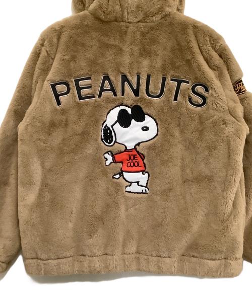 PEANUTS（ピーナッツ）PEANUTS (ピーナッツ) FLAGSTAFF (フラグスタッフ) 刺繍フェイクファーブルゾン ベージュ サイズ:XLの古着・服飾アイテム
