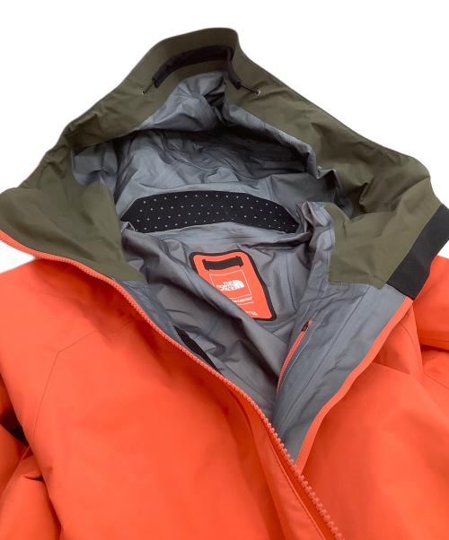 THE NORTH FACE（ザ ノース フェイス）THE NORTH FACE (ザ ノース フェイス) ジャケット ラディアントオレンジ×ニュートープ サイズ:L 未使用品の古着・服飾アイテム