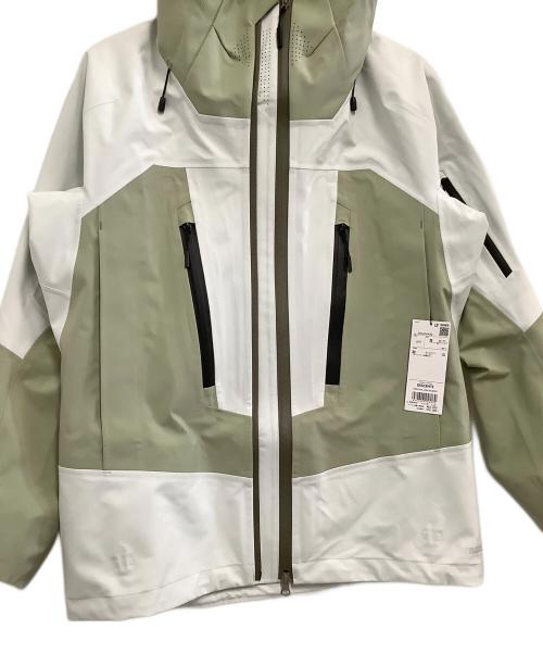 DESCENTE（デサント）DESCENTE (デサント) シェルジャケット/スキーウェア ベージュ×グレー サイズ:M 未使用品の古着・服飾アイテム