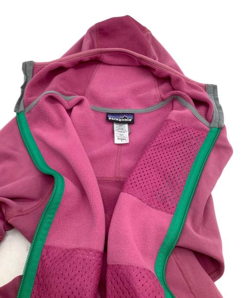 Patagonia（パタゴニア）Patagonia (パタゴニア) ジップパーカー ピトン ハイブリッドフーディ ピンク サイズ:Sの古着・服飾アイテム