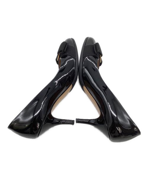 Salvatore Ferragamo（サルヴァトーレ フェラガモ）Salvatore Ferragamo (サルヴァトーレ フェラガモ) ヒールパンプス ヴァラリボン ブラック サイズ:6の古着・服飾アイテム