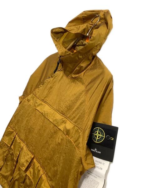 STONE ISLAND（ストーンアイランド）STONE ISLAND (ストーンアイランド) ナイロンメタルプルオーバー ブラウン サイズ:Mの古着・服飾アイテム