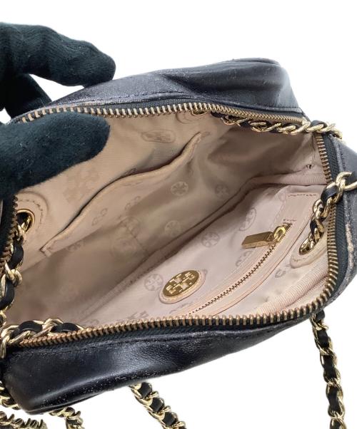 TORY BURCH（トリーバーチ）TORY BURCH (トリーバーチ) チェーンショルダーバッグ ブラック×ゴールドの古着・服飾アイテム