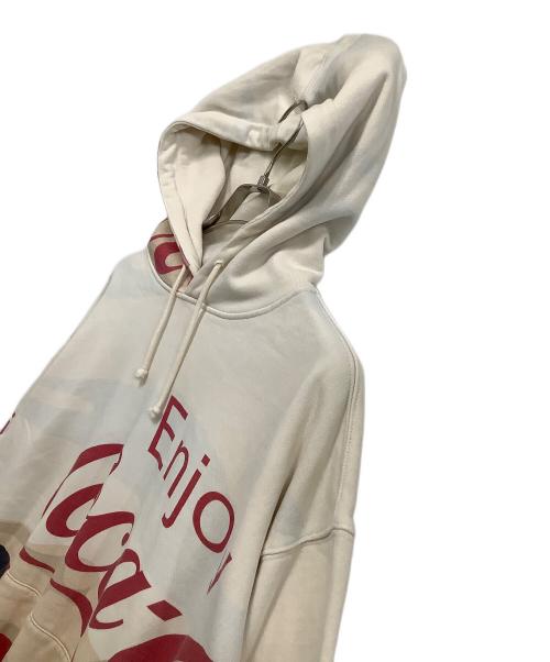 KITH（キス）KITH (キス) Coca Cola (コカコーラ) プルオーバーパーカー ホワイト×レッド サイズ:XXLの古着・服飾アイテム