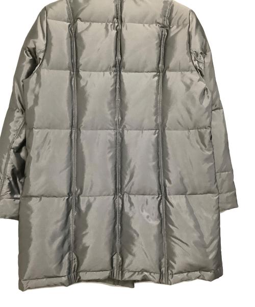 BURBERRY LONDON（バーバリーロンドン）BURBERRY LONDON (バーバリーロンドン) ダウンコート 裏地ノバチェック  シルバー サイズ:46の古着・服飾アイテム