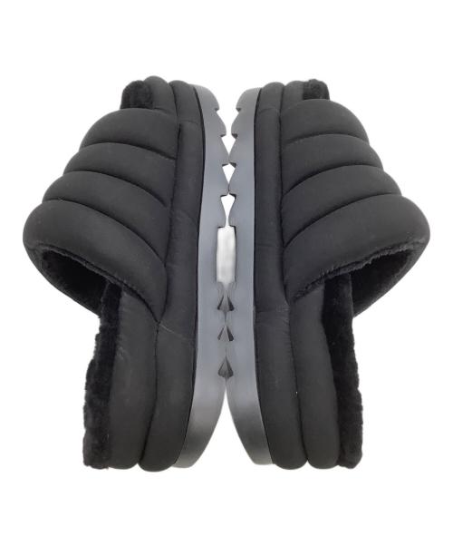 UGG（アグ）UGG (アグ) シープスキンファーサンダル ブラック サイズ:25の古着・服飾アイテム