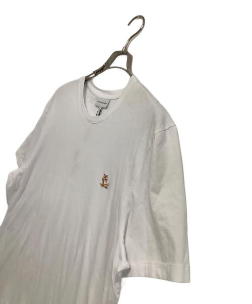 maison kitsune（メゾンキツネ）maison kitsune (メゾンキツネ) チラックスフォックスTシャツ ホワイト サイズ:XL 未使用品の古着・服飾アイテム