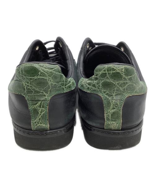 GUCCI（グッチ）GUCCI (グッチ) ローカットスニーカー ブラック サイズ:42の古着・服飾アイテム