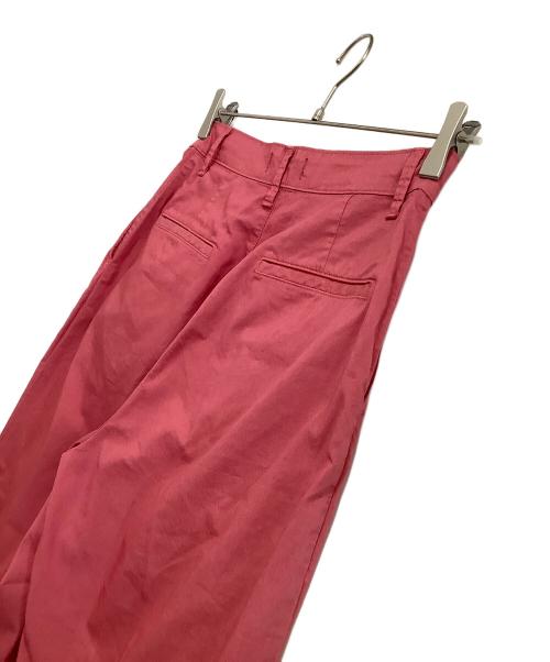 YANUK（ヤヌーク）YANUK (ヤヌーク) ワイドパンツ　タック ワイド トラウザーズ ピンク サイズ:M 未使用品の古着・服飾アイテム