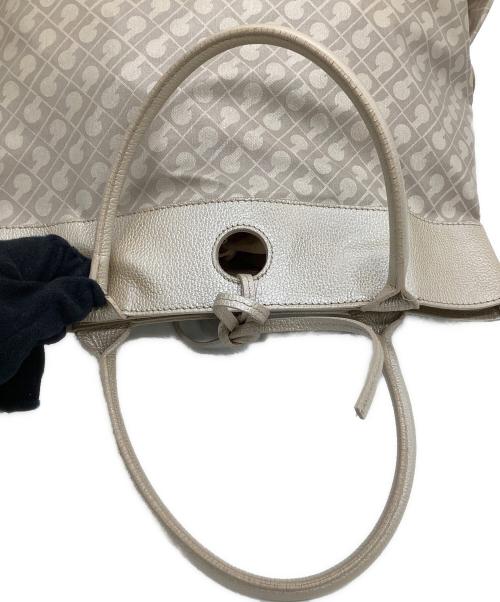 GHERARDINI（ゲラルディーニ）GHERARDINI (ゲラルディーニ) ハンドバッグ ソフティ ベージュの古着・服飾アイテム