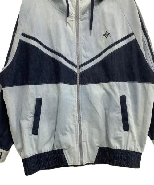 REFLEM（レフレム）REFLEM (レフレム) ジップパーカー BIG切替ハイネックデニムパーカー ブルー×インディゴ サイズ:freeの古着・服飾アイテム