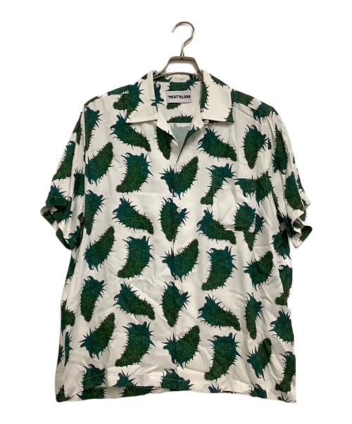 NEAT ALOHA（ニートアロハ）NEAT ALOHA (ニートアロハ) 開襟シャツ 総柄 ホワイト×グリーン サイズ:Mの古着・服飾アイテム
